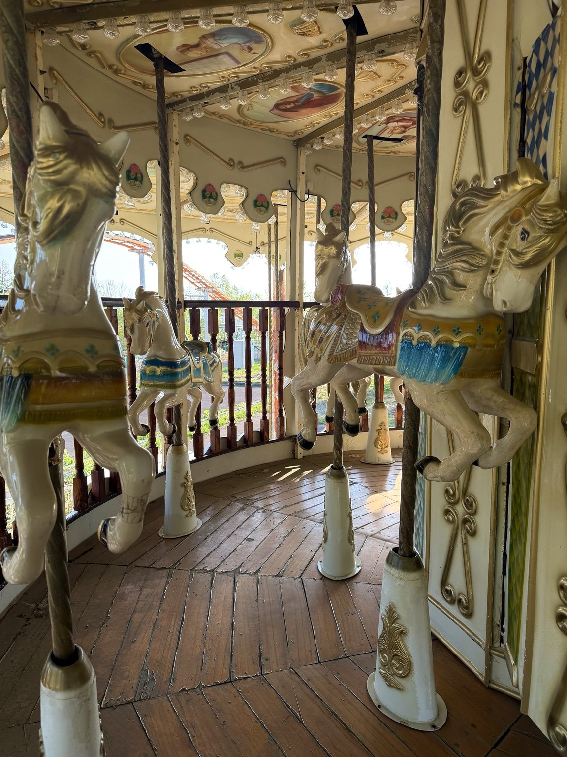 山の上の廃遊園地 10